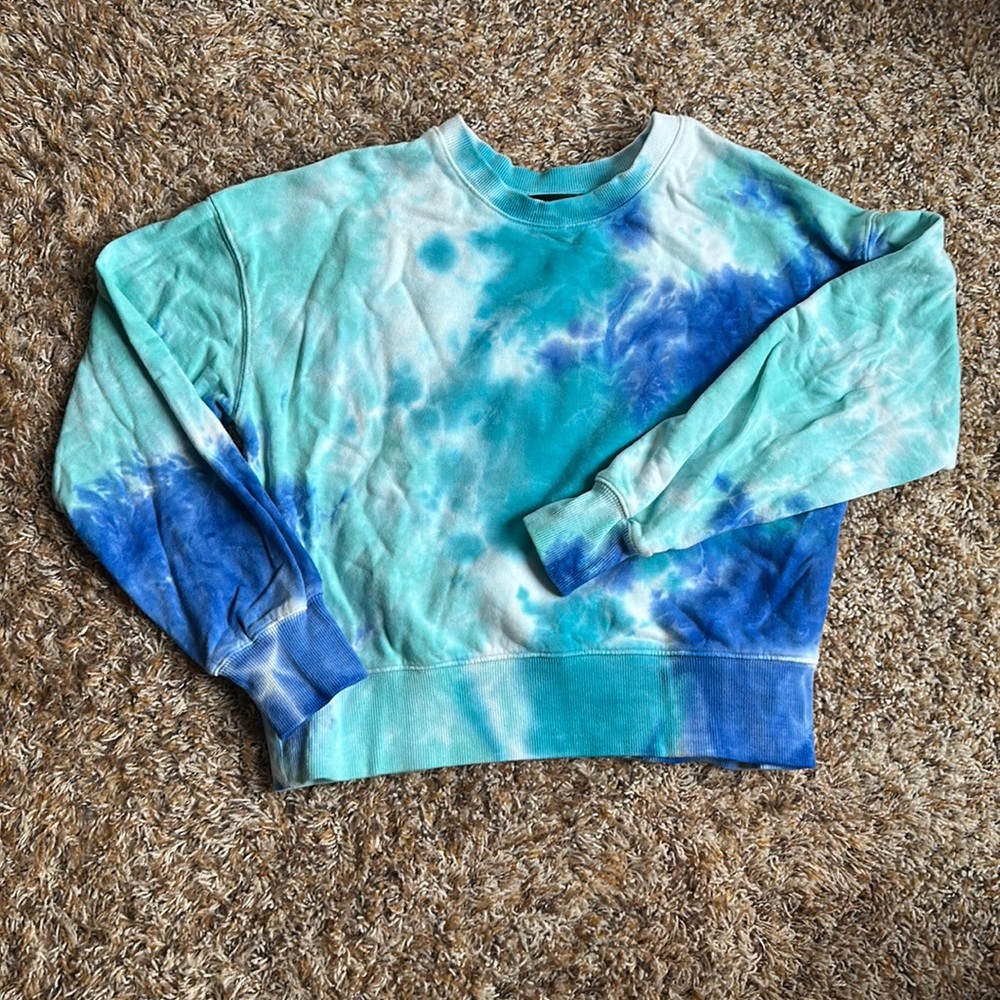 Aqua - blue tie-dye crewneck